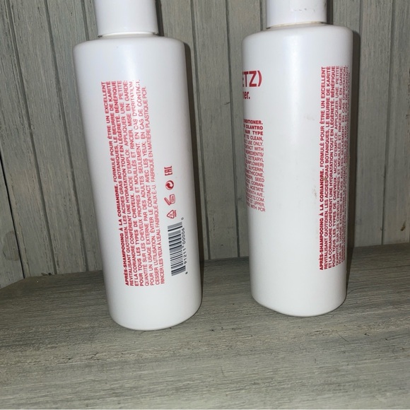 New Two Malin+Goetz Cilantro Conditioner 8 Oz. - Picture 3 of 3